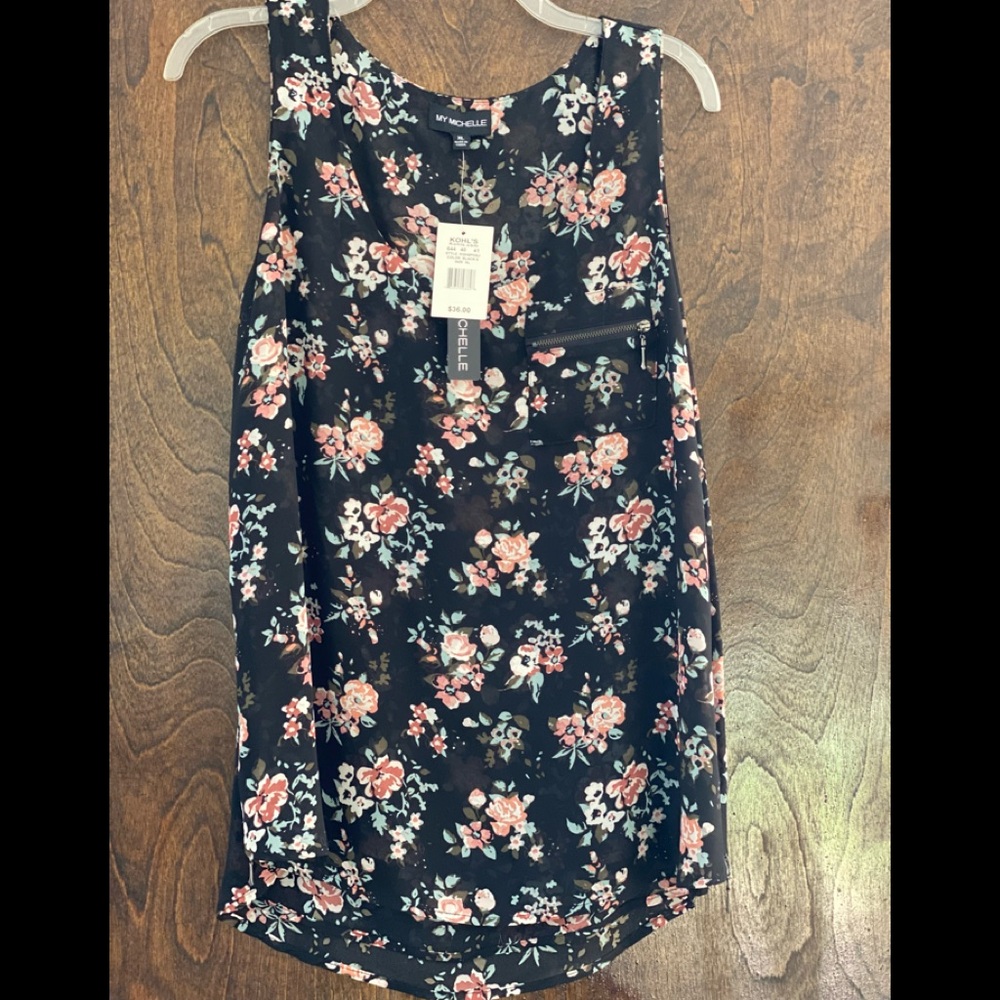 NEW My Michelle top